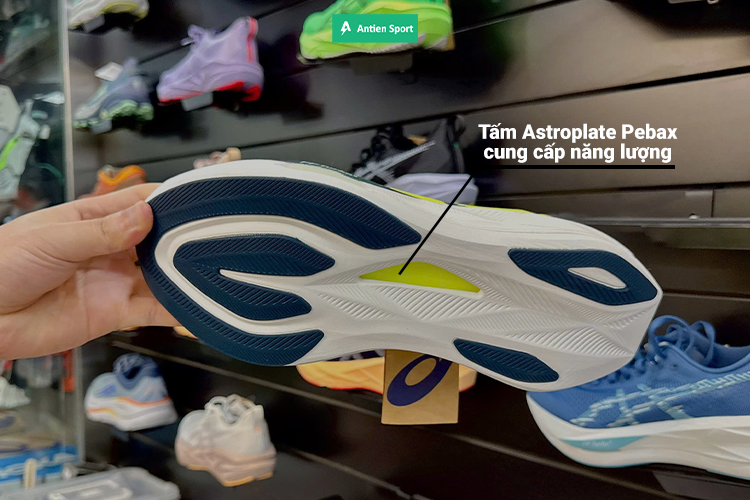 Tấm Astroplate cung cấp năng lượng tối đa cho mỗi lần đáp đất