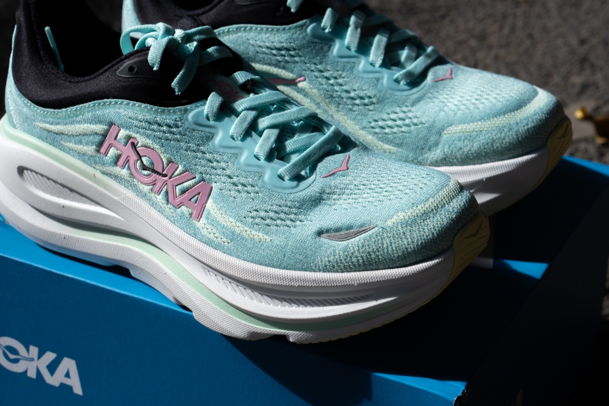 Giày chạy bộ nữ Hoka Bondi 9 Wide