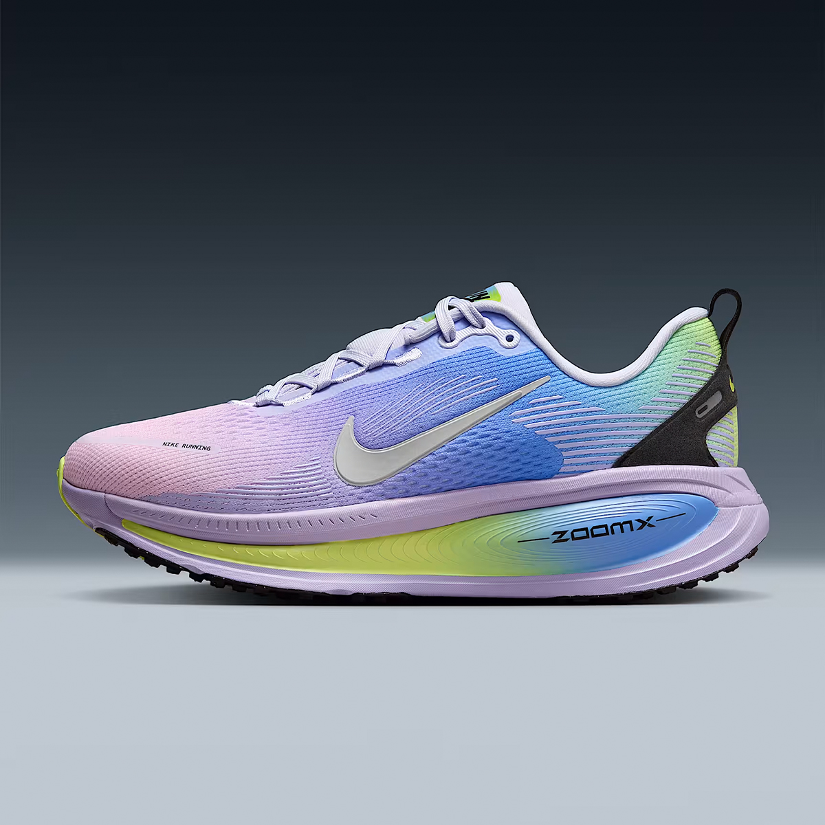 Giày chạy bộ nữ Nike Vomero 18