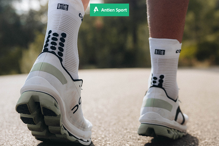 Cấu trúc vải dạng sọc tăng cường khả năng thoát khí khi tập luyện cường độ cao