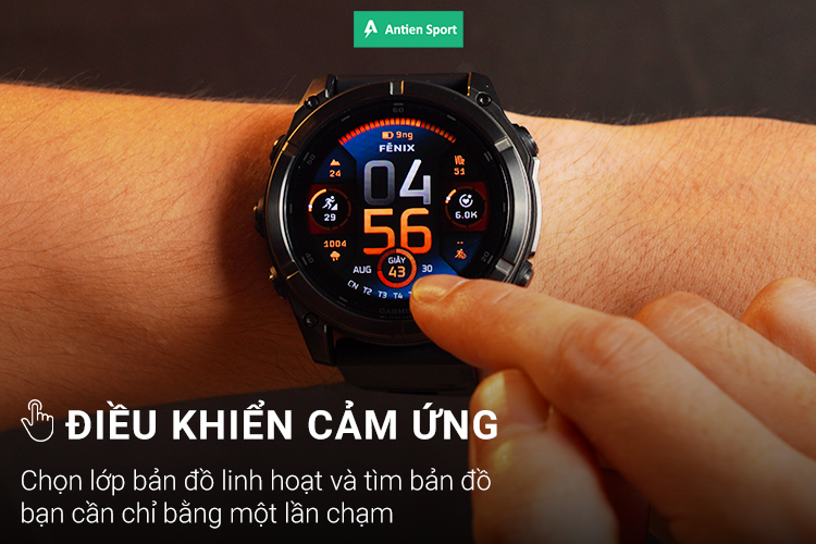 Tích hợp màn hình cảm ứng song song với hệ thống nút bấm vật lý vượt trội