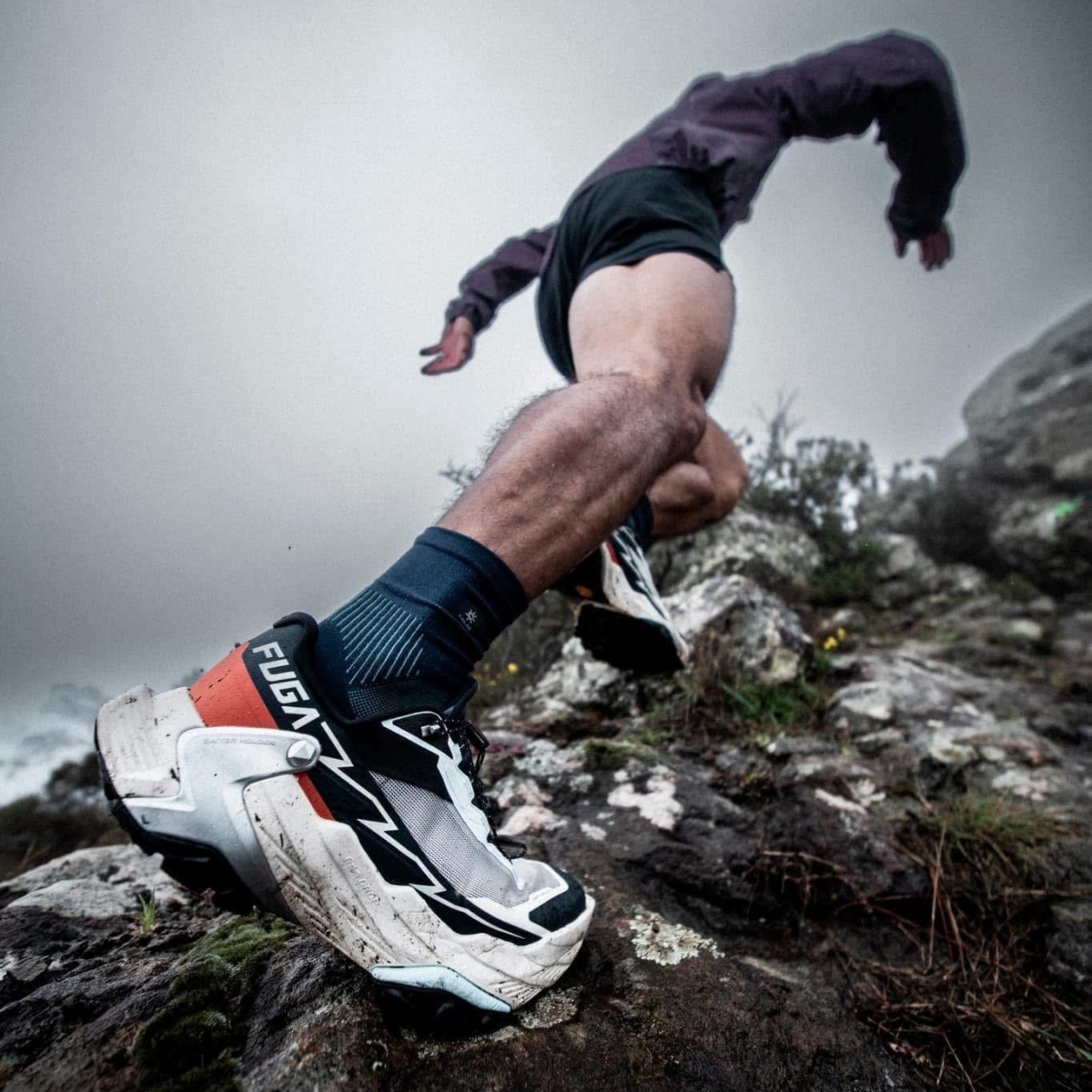 Trail Running – Chạy núi/ chạy địa hình- kỹ thuật chạy bộ giúp tăng sức mạnh toàn diện