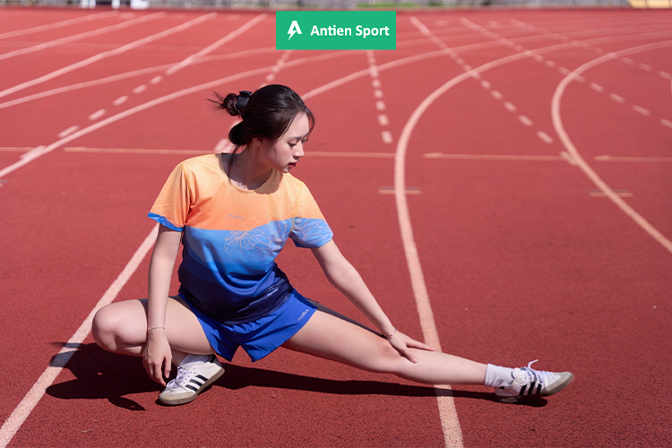 Chất vải mềm mại, thoáng khí, cho hiệu suất tập luyện mạnh mẽ dưới nhiều thời tiết