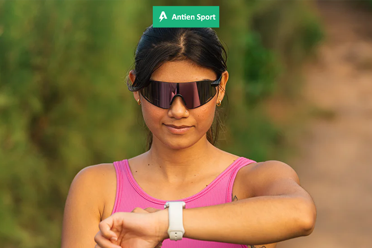 Thiết kế thể thao chắc chắn cung cấp lớp chắn mạnh mẽ giúp bảo vệ mắt tối đa